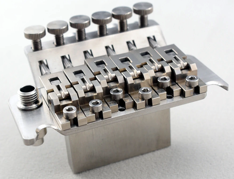GF・Japan titanium Floyd Roseの商品イメージ